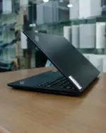 LENOVO ThinkPad X13 Tactile - Image 6