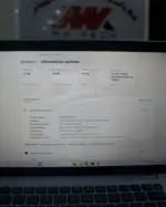 DELL Latitude 5420 - Image 3
